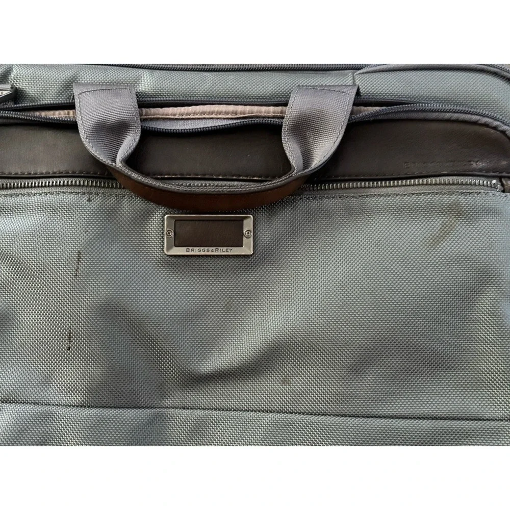 briggs and riley Travelwear  Business Case Gray STAINED NO SHOULDER STRAP